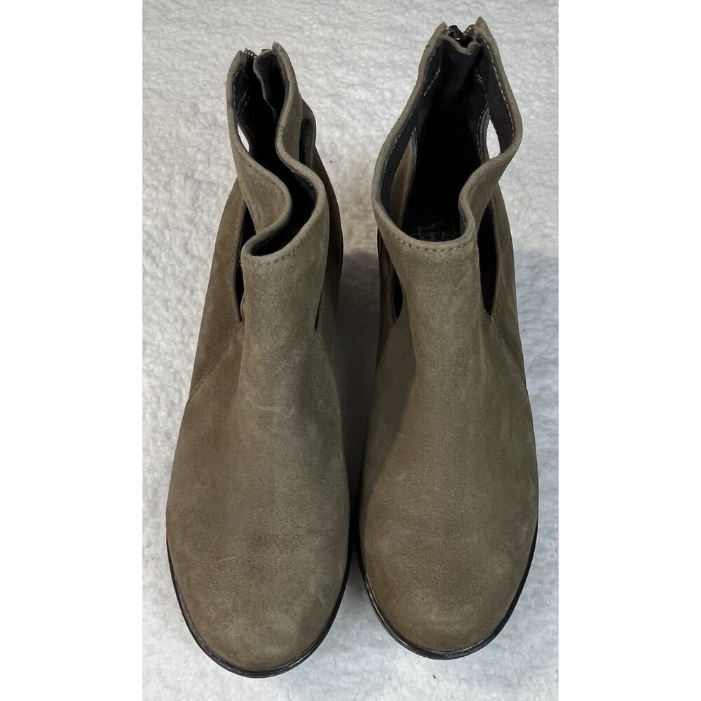 Dansko Ankle Boots Womans Sz 7 Green Zip Suede Leather Booties Comfort Neutral